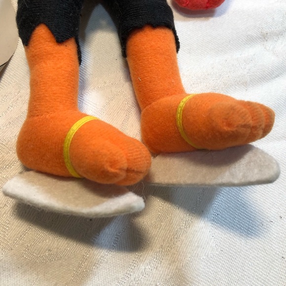 Vintage 1995 Hockey Animal Muppets with Skates and Helmet McDonalds Original Tag - Picture 7 of 9